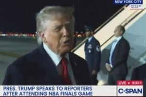 A·史密斯要竞选总统？特朗普：当总统要很高智商的 他智商不够